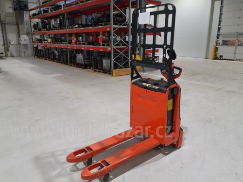 Nízkozdvižný vozík s elektrickým pohonem T 16