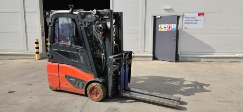 Vysokozdvižný vozík s elektrickým pohonem E 16